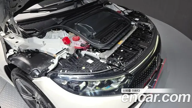 Mercedes-Benz EQS — Фото автомобиля 6