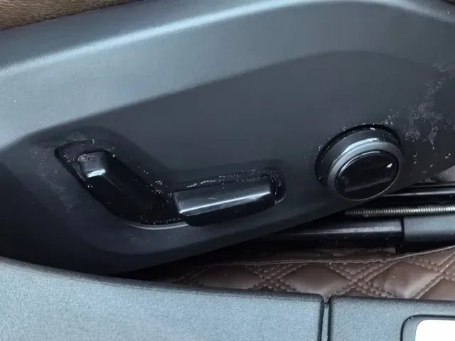 Volvo S90 — Фото автомобиля 19