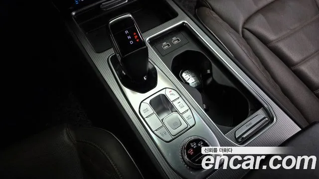 KG_Mobility_Ssangyong Rexton All Rexton Дизель 2.2 4WD — Фото автомобиля 9