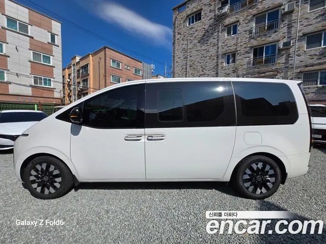 Hyundai Staria — Фото автомобиля 3