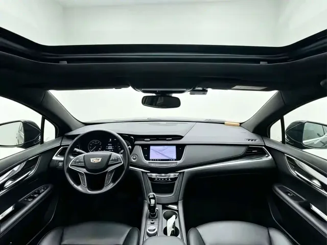 Cadillac XT5 — Фото автомобиля 5