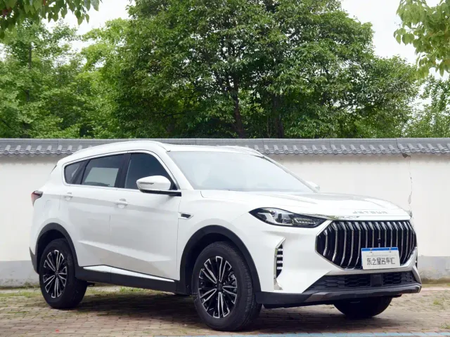 Jetour X70 Plus — Фото автомобиля 3