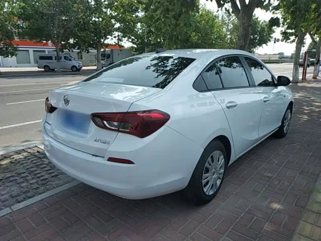 Buick Excelle — Фото автомобиля 6