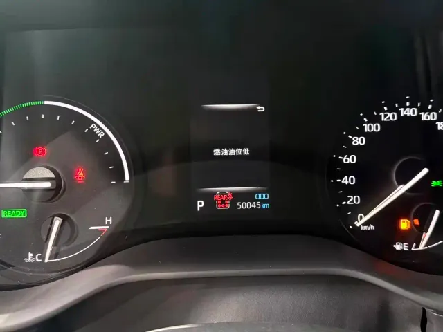 Toyota Sienna — Фото автомобиля 12