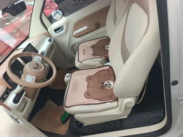 Wuling Hongguang Mini EV — Фото автомобиля 14