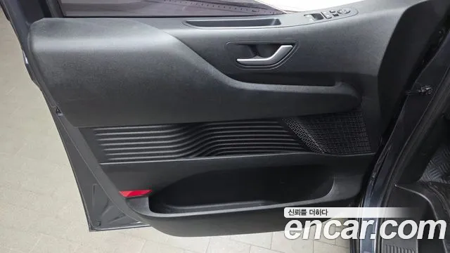 Hyundai Staria Staria Карго 3 места — Фото автомобиля 24
