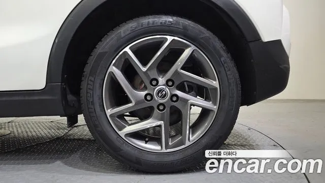KG_Mobility_Ssangyong TIBOLI Very New Tivoli Бензин 1.5 2WD — Фото автомобиля 21
