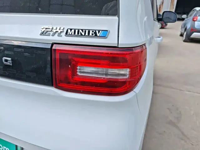 Wuling Hongguang Mini EV — Фото автомобиля 7