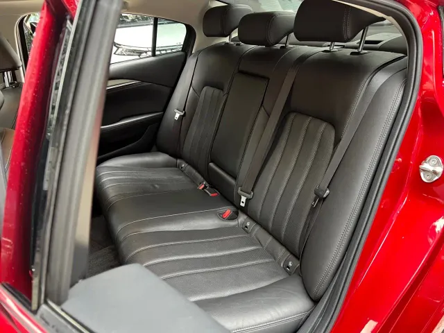 Mazda Atenza — Фото автомобиля 9