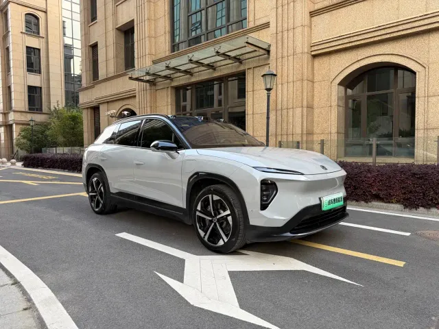 Nio ES7 — Фото автомобиля 3