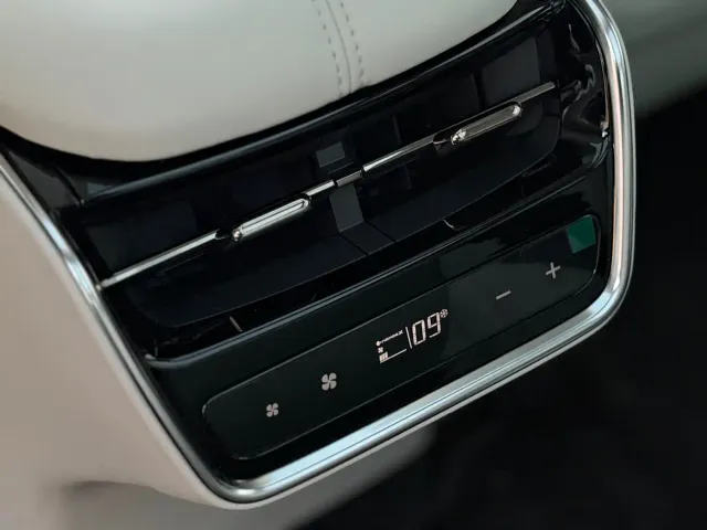 Toyota BoZhi 7 — Фото автомобиля 13