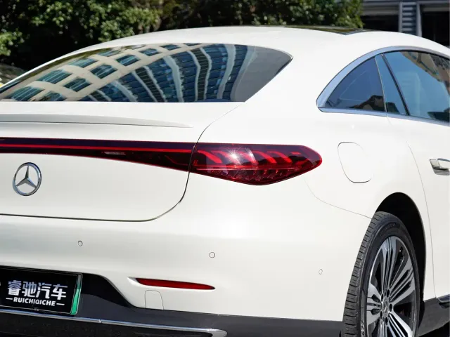 Mercedes-Benz EQS — Фото автомобиля 6