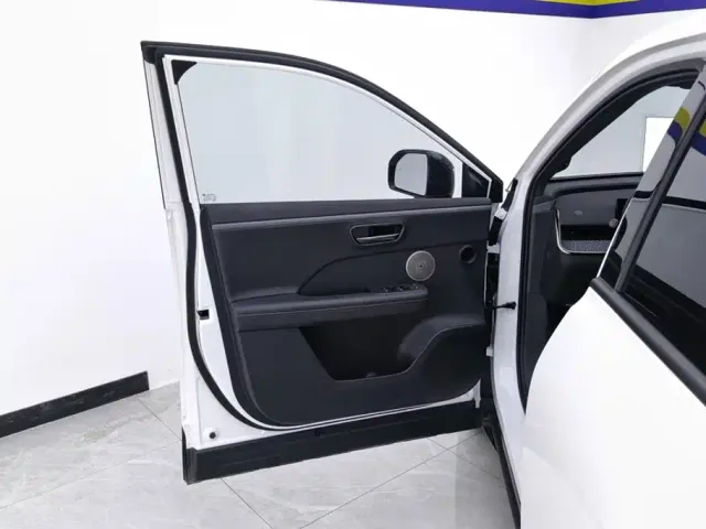 Toyota BoZhi 3X — Фото автомобиля 7