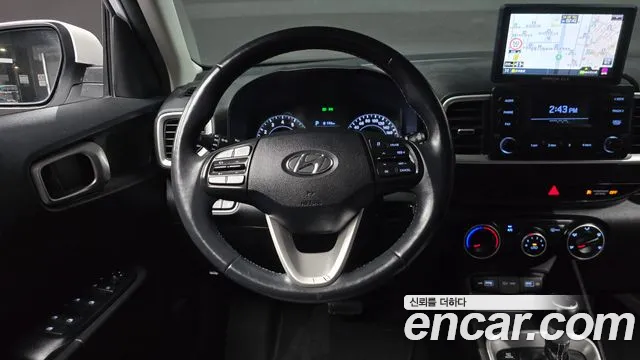 Hyundai Venue — Фото автомобиля 18