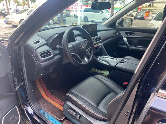 Honda Avancier — Фото автомобиля 4