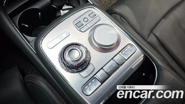 Genesis G90 Бензин 3.5 турбо AWD — Фото автомобиля 6