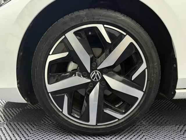 Volkswagen Lamando — Фото автомобиля 5