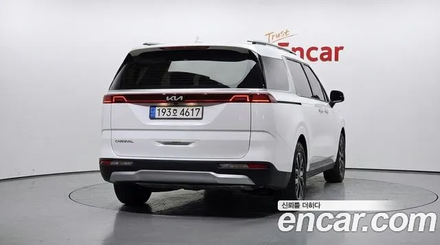 Kia Carnival 4th Gen — Фото автомобиля 4