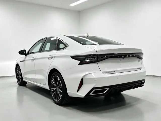 Chery Arrizo 8 — Фото автомобиля 9