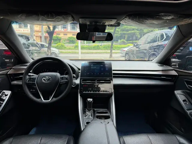 Toyota Avalon — Фото автомобиля 9