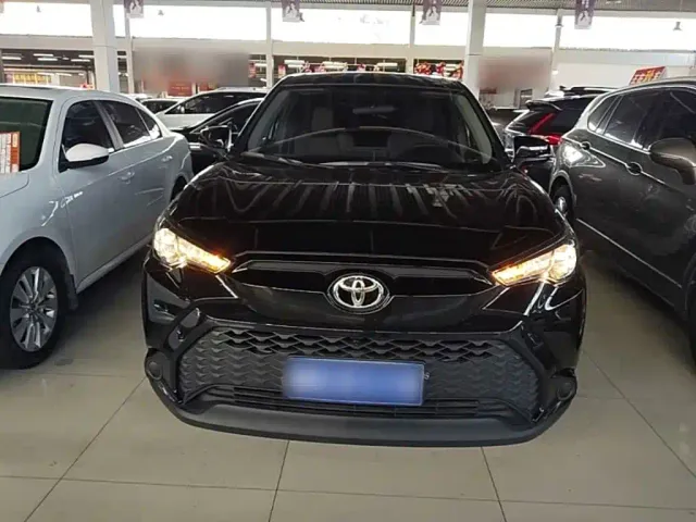 Toyota Frontlander — Фото автомобиля 2