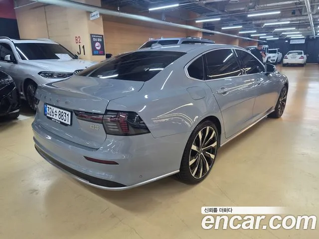 Volvo S90 — Фото автомобиля 4