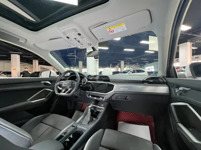 Audi Q3 — Фото автомобиля 23