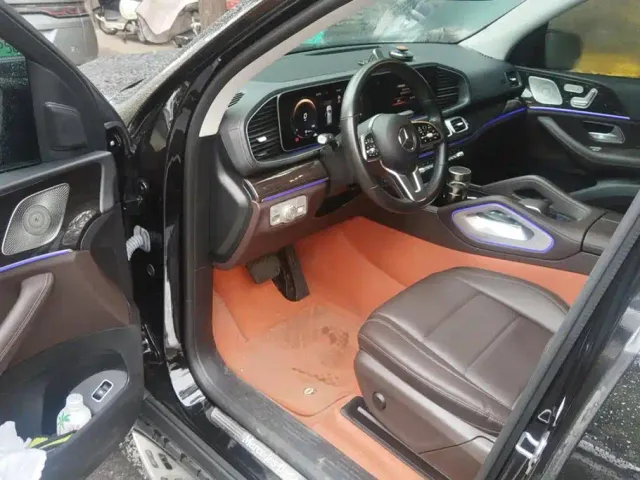 Mercedes-Benz GLE-Class — Фото автомобиля 9