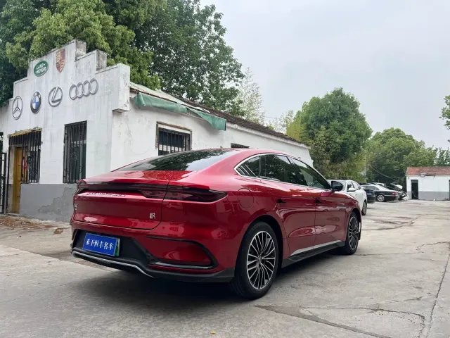 BYD Han — Фото автомобиля 7