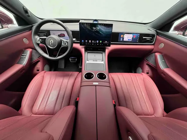 Aito M7 — Фото автомобиля 12