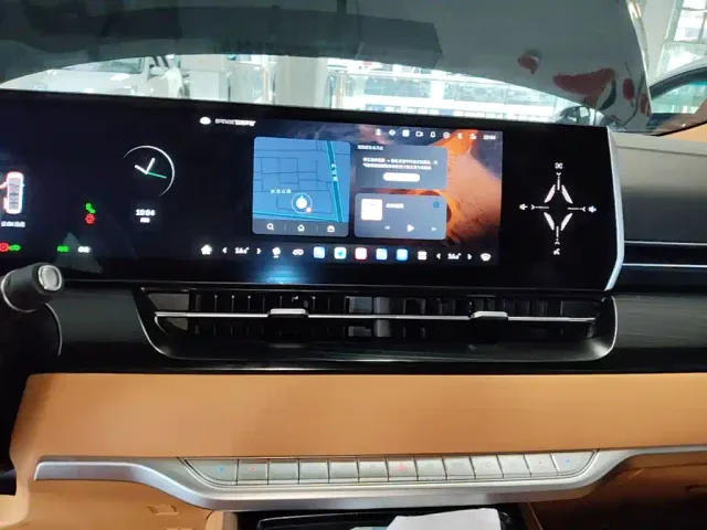 WEY WEY Alpine 2023 AWD Executive Long Wheelbase — Фото автомобиля 12
