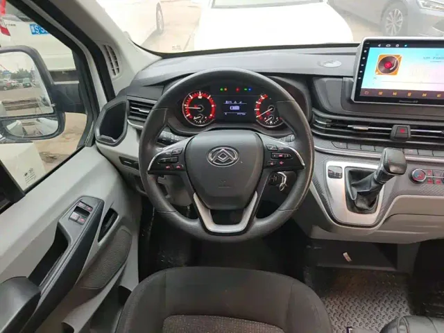 Maxus Xintu V90 — Фото автомобиля 10