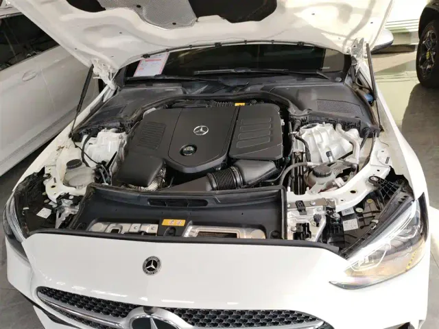 Mercedes-Benz C-Class — Фото автомобиля 19