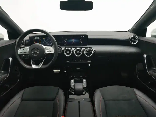 Mercedes-Benz CLA-Class — Фото автомобиля 5