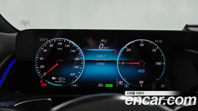 Mercedes-Benz EQB X243 — Фото автомобиля 11