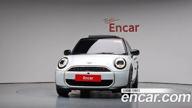 Mini Cooper — Фото автомобиля 2