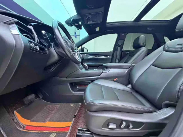 Cadillac XT5 — Фото автомобиля 4