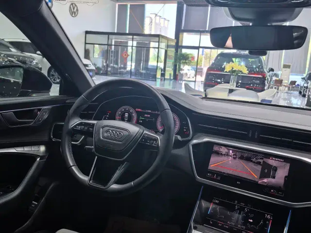 Audi A6L — Фото автомобиля 7