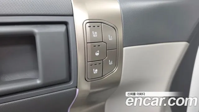 Kia EV3 Long Range 2WD — Фото автомобиля 8