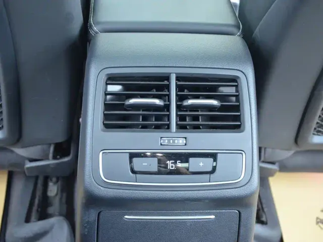 Audi Audi A4L 2024 40 TFSI Luxury Dynamic — Фото автомобиля 11