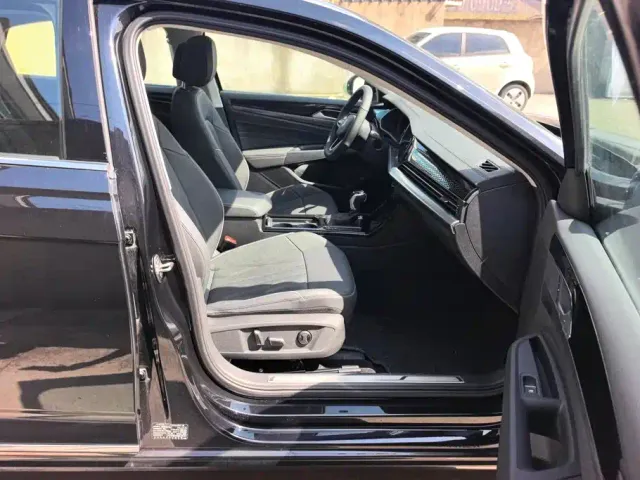 Volkswagen Passat — Фото автомобиля 8