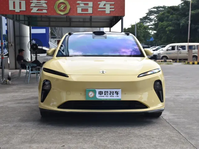 Nio ET5 Touring — Фото автомобиля 2