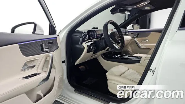 Mercedes-Benz A-Class W177 — Фото автомобиля 15