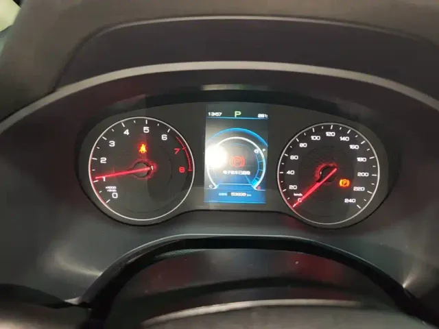 BYD Song — Фото автомобиля 11