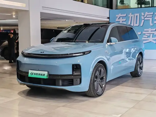 Фотография автомобиля — Li Auto L9
