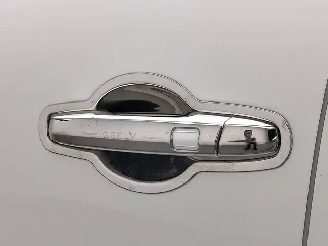 Geely Vision X6 — Фото автомобиля 18
