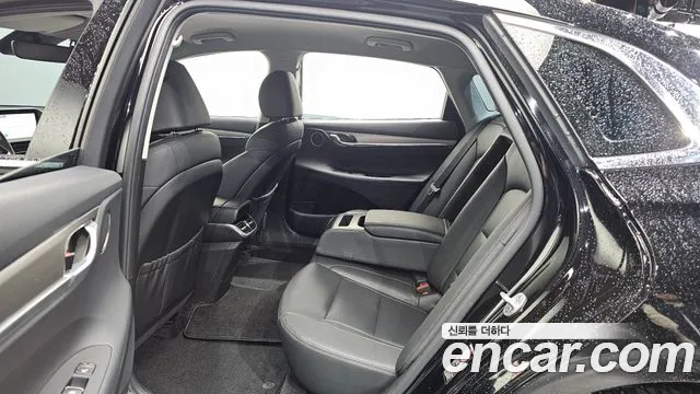 Hyundai Grandeur New — Фото автомобиля 11