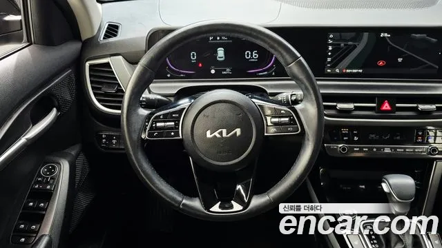 Kia Seltos New — Фото автомобиля 13
