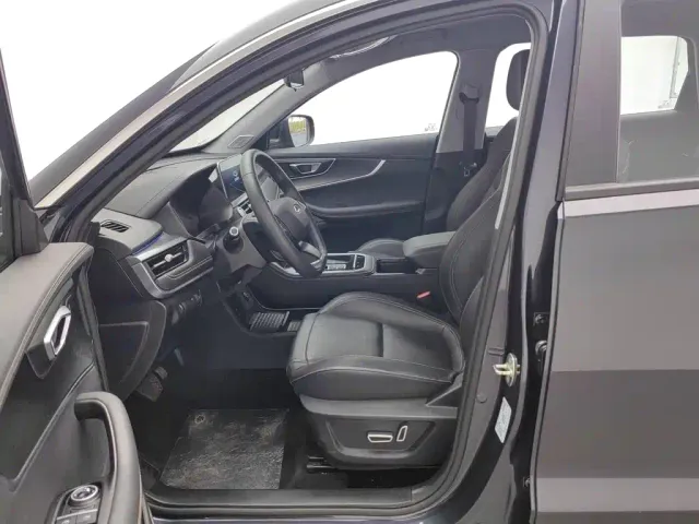 Chery Tiggo 8 — Фото автомобиля 10