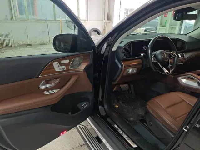 Mercedes-Benz GLE-Class — Фото автомобиля 5